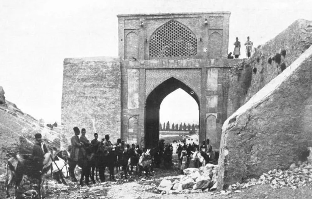 تصویر قدیمی دروازه قرآن شیراز| یوتراوز
